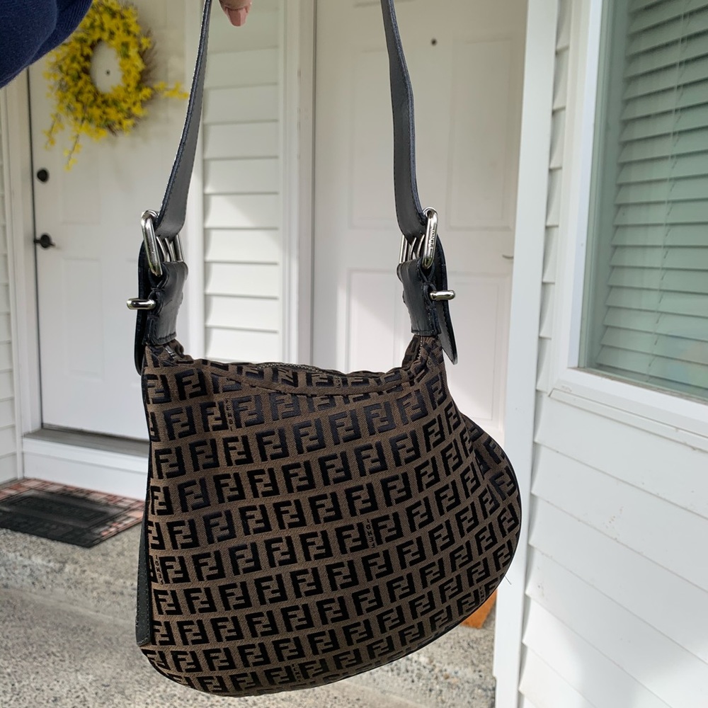 AUTHENTIC FENDI OYSTER ZUCCA BAG ⚡️